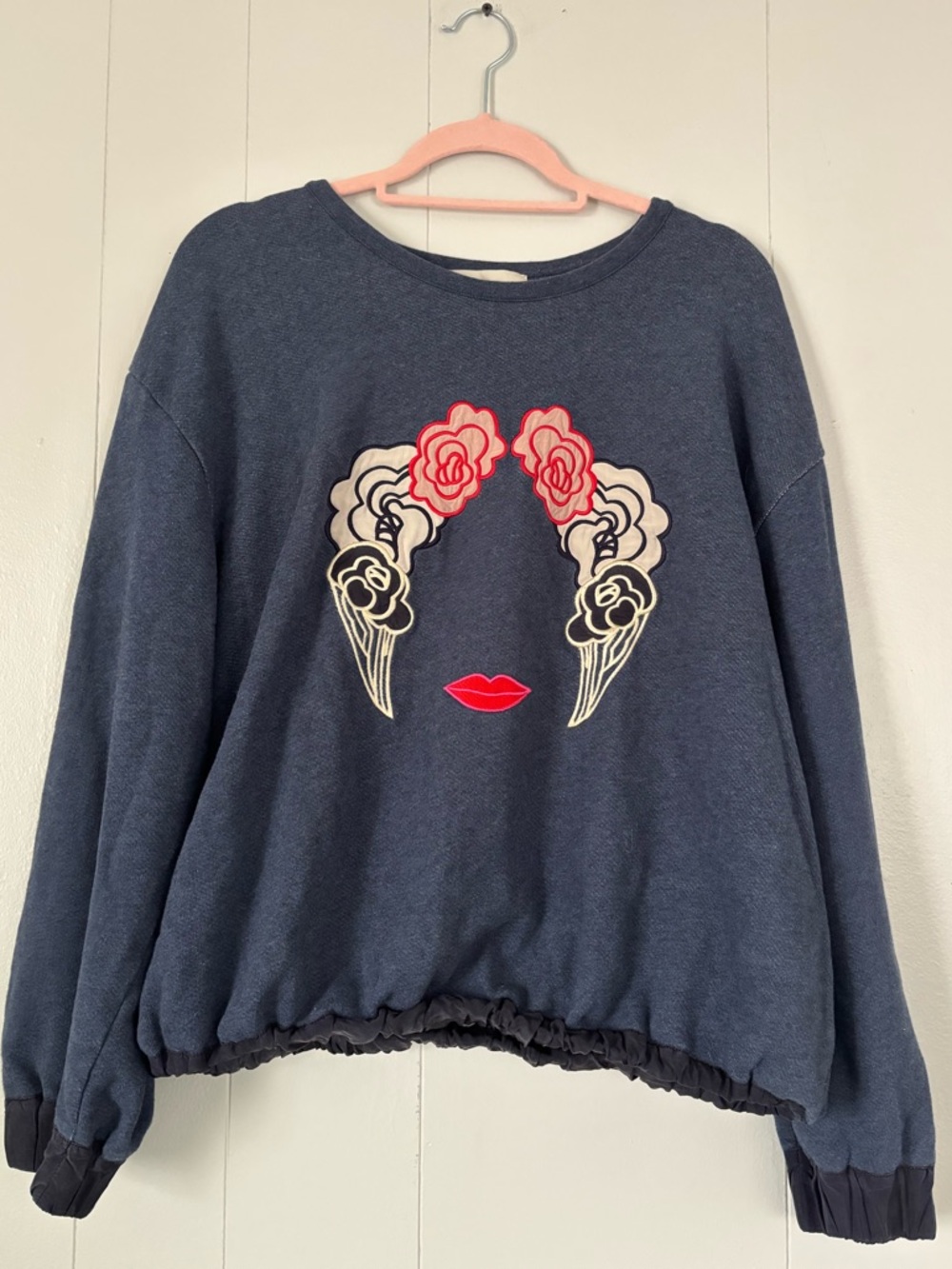 Stella McCartney Faces Embroidered Sweatshirt Navy Crewneck Size 48 L XL